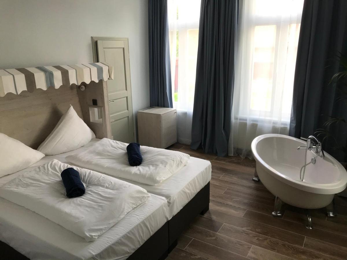 Stayhome Tossens Butjadingen Buitenkant foto